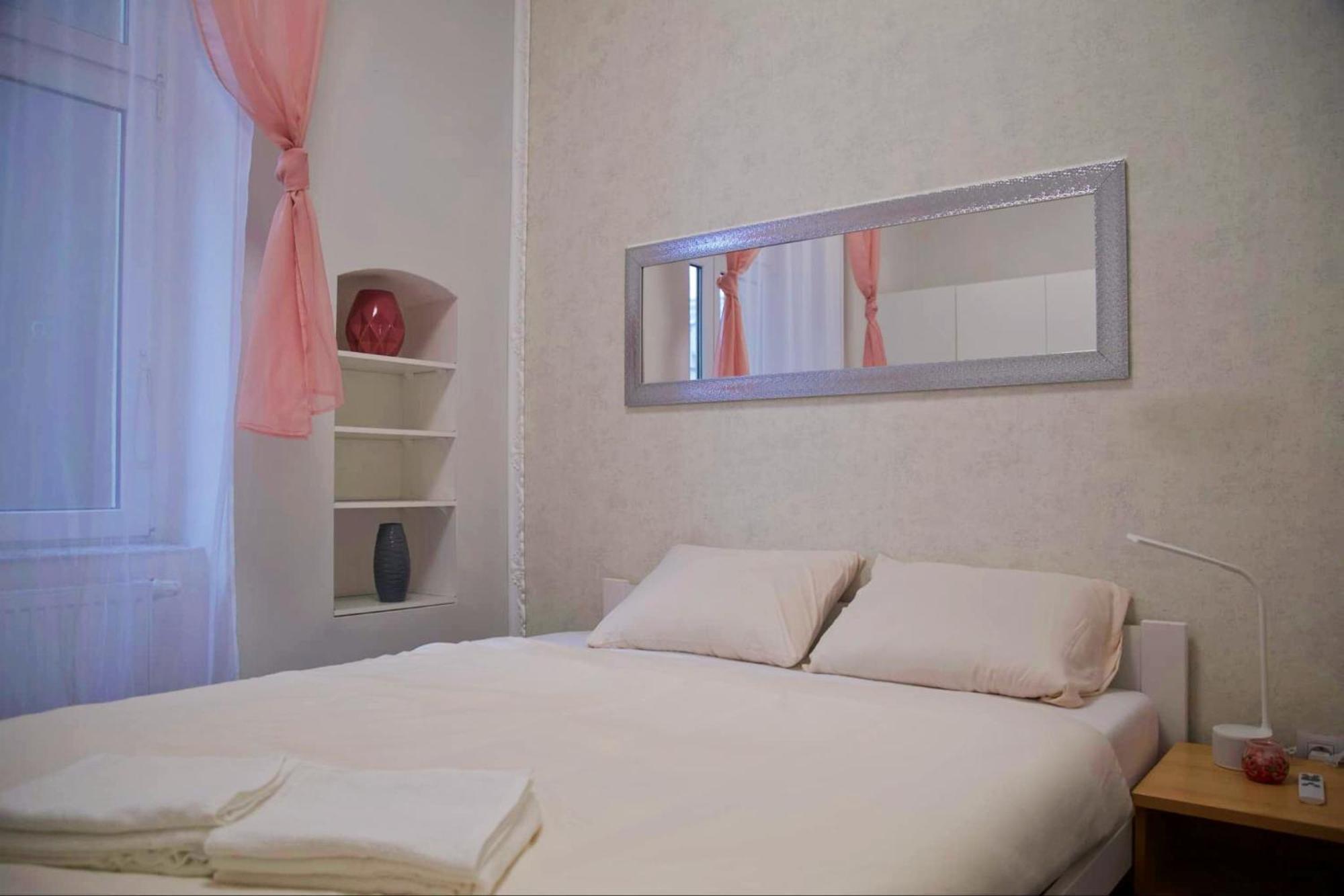 Family Apartment Kv Κάρλοβι Βάρι Εξωτερικό φωτογραφία